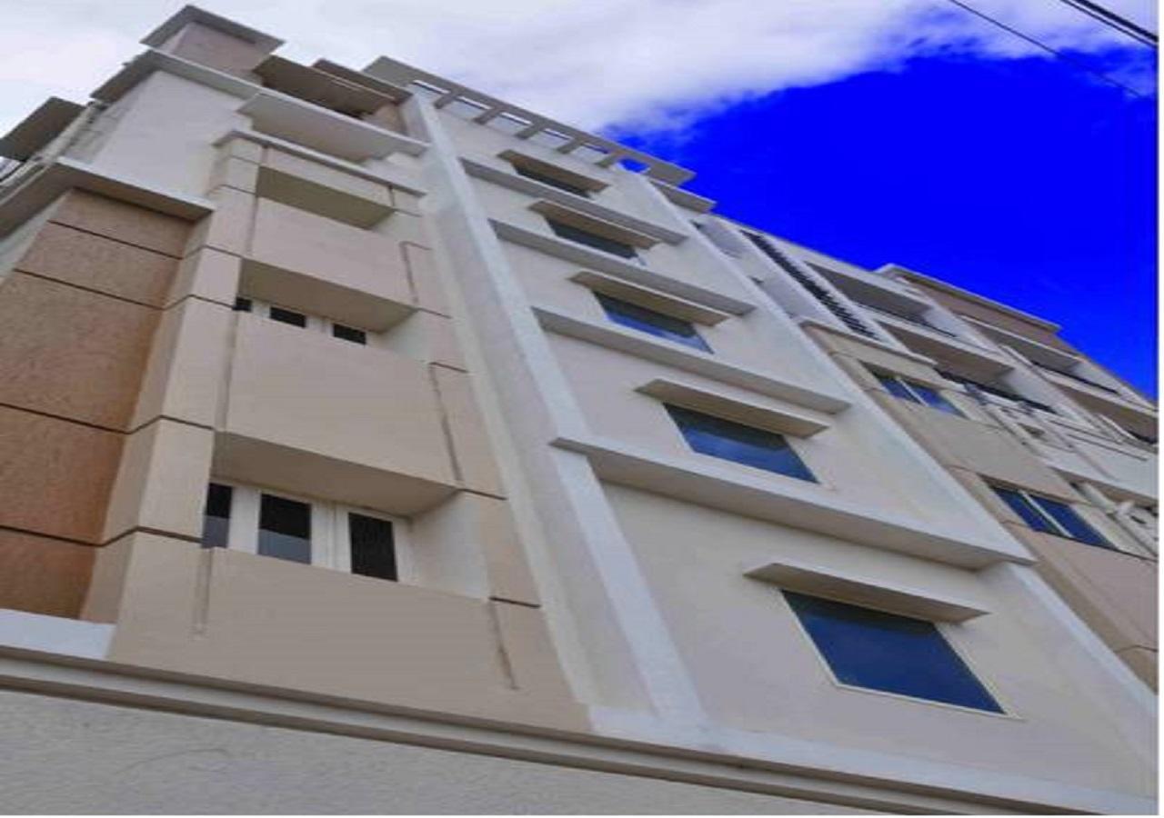 Hotel At Home Suites , Gachibowli, Hyderabad Exterior photo